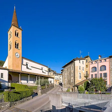 Апартаменты Sonvico Court House Charming In *