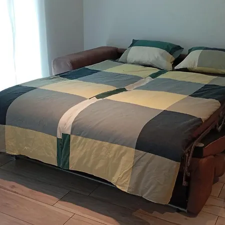 Апартаменты Sonvico Court House Charming In